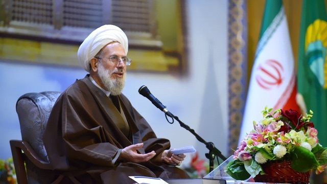 دیدار جمعی از روحانیون و ائمه جماعات غرب استان تهران